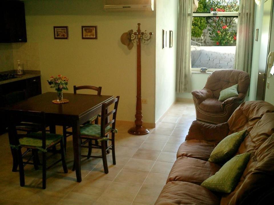 Villa Primavera Villa San Pietro Bilik gambar